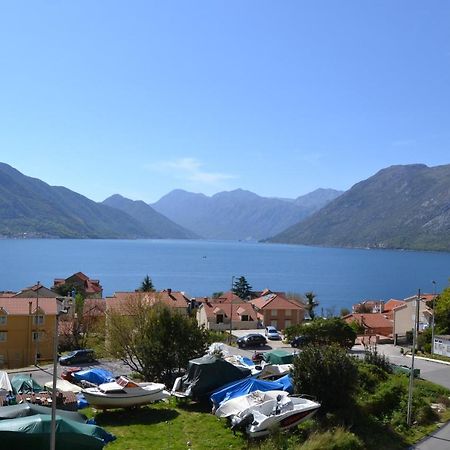 Apartments Dobrisa Kotor Ngoại thất bức ảnh