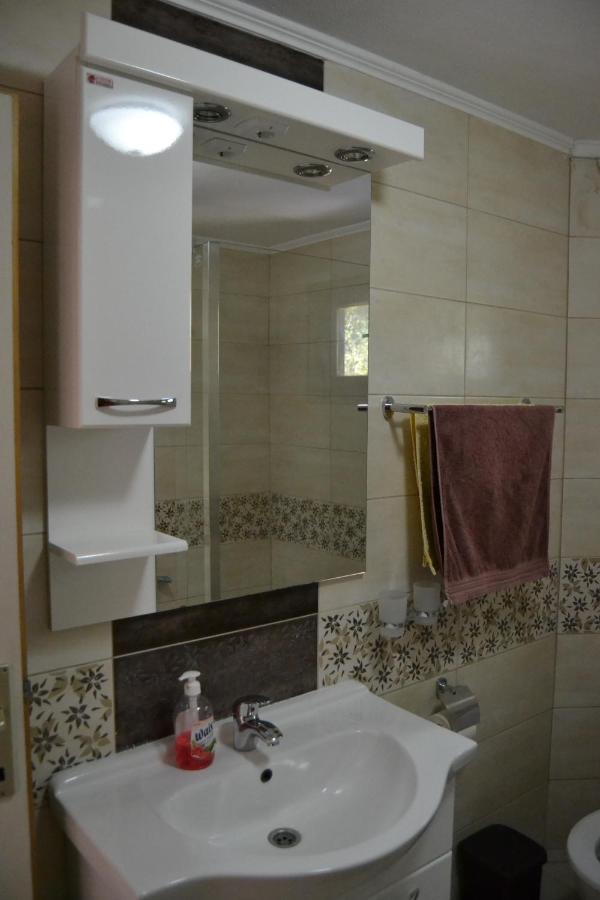 Apartments Dobrisa Kotor Ngoại thất bức ảnh