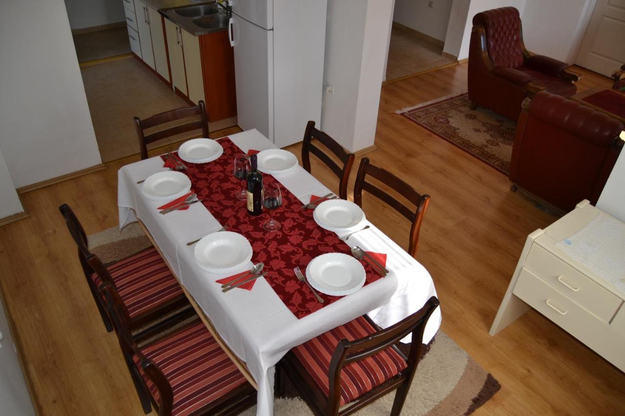 Apartments Dobrisa Kotor Ngoại thất bức ảnh