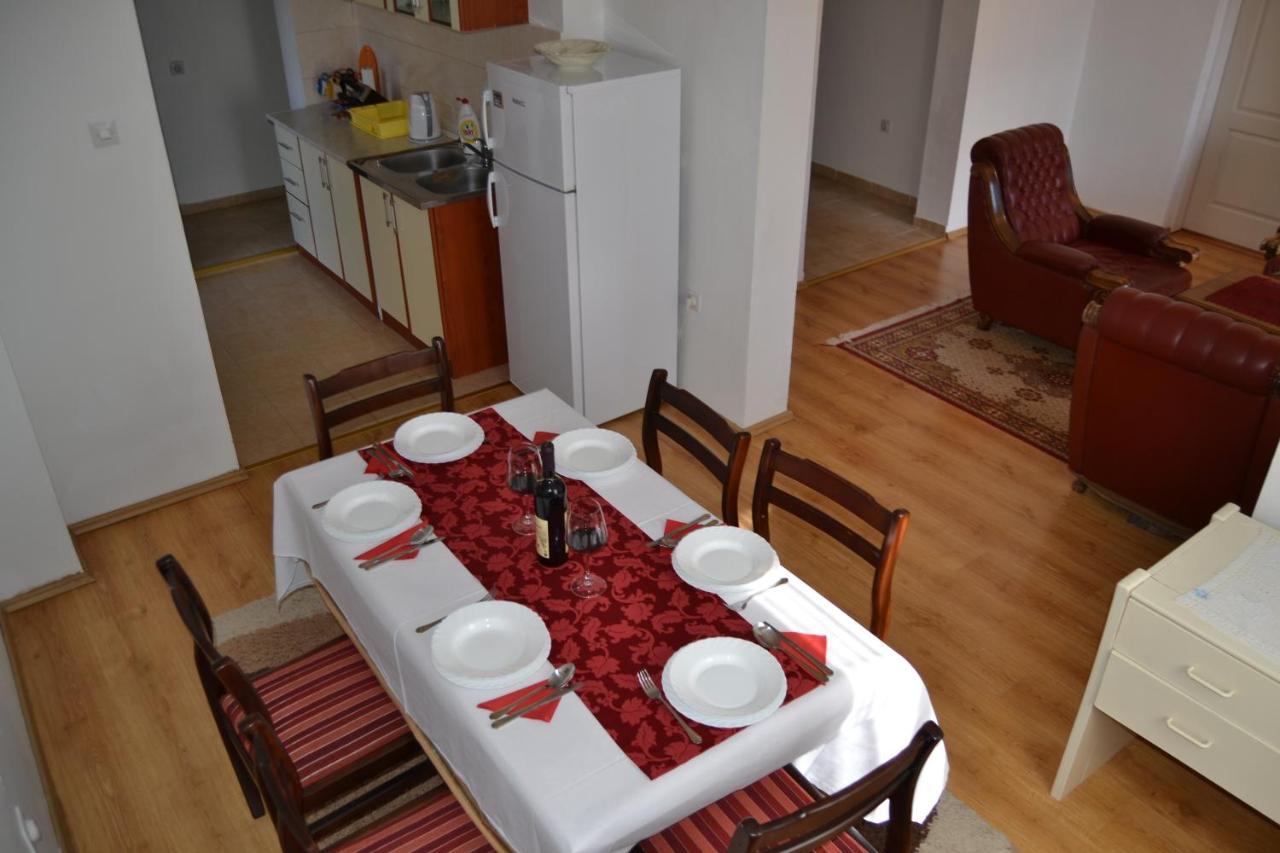Apartments Dobrisa Kotor Ngoại thất bức ảnh