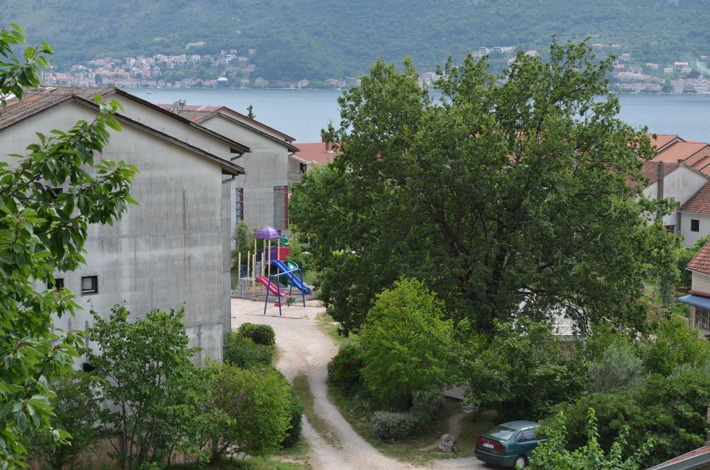 Apartments Dobrisa Kotor Phòng bức ảnh