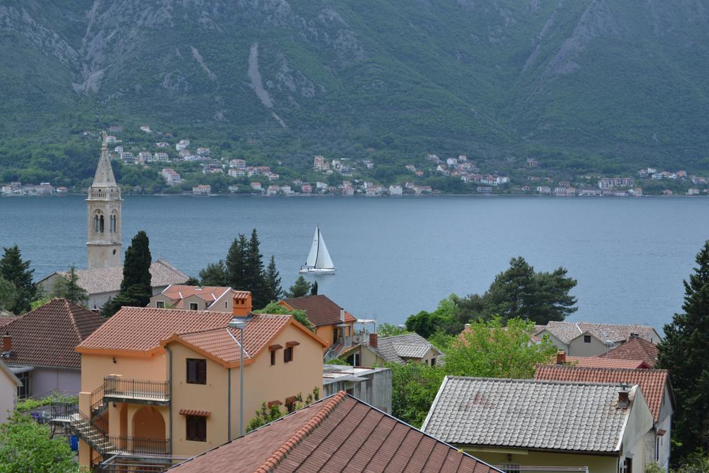 Apartments Dobrisa Kotor Ngoại thất bức ảnh