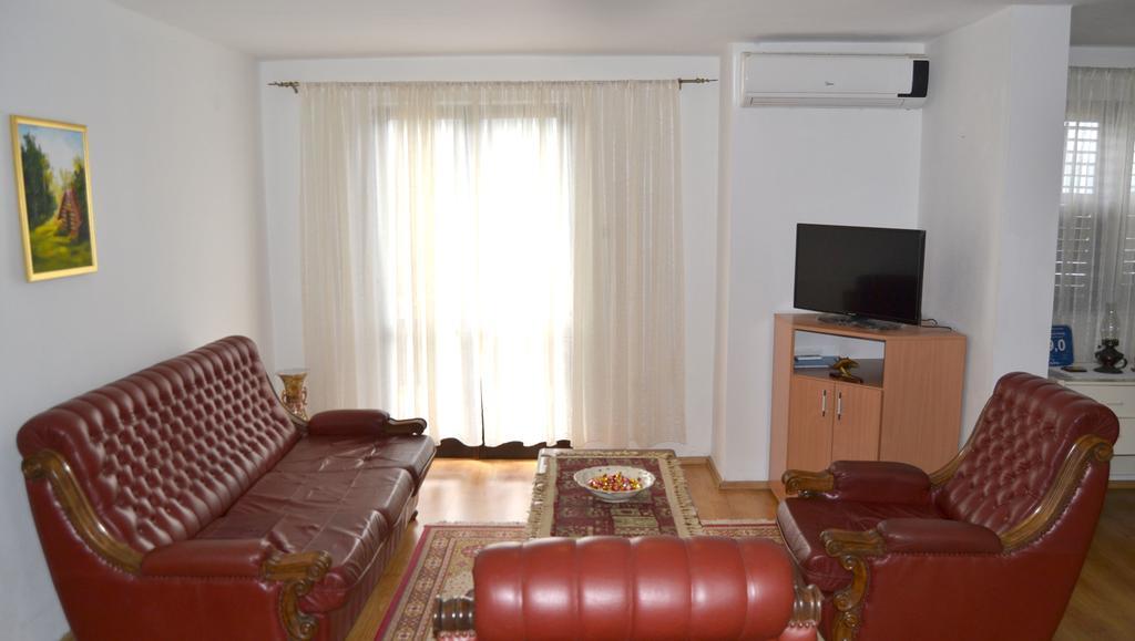 Apartments Dobrisa Kotor Ngoại thất bức ảnh