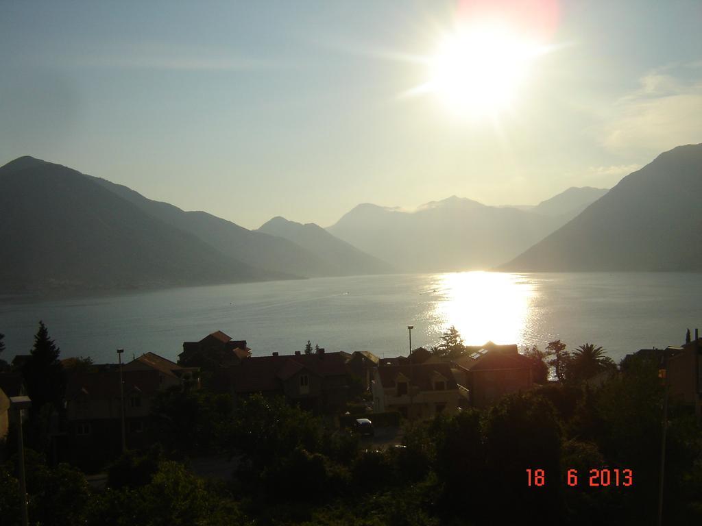 Apartments Dobrisa Kotor Phòng bức ảnh